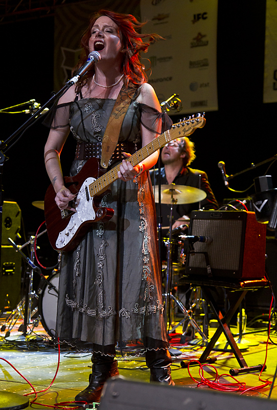 Carolyn Wonderland 14032012-11 Carolyn Wonderland © All RIghts Reserved Per Ole Hagen