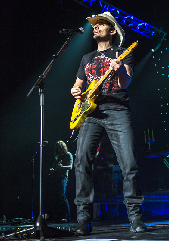 Brad Paisley at Oslo Spektrum © Per Ole Hagen