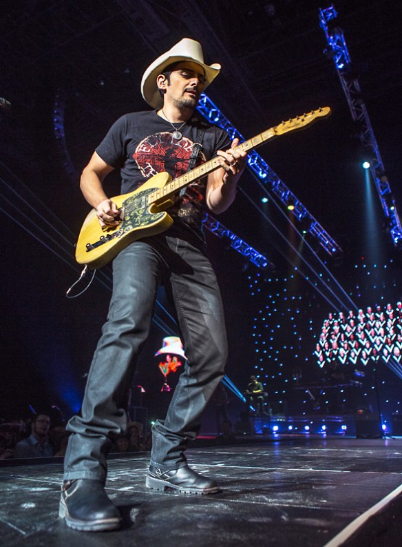 Brad Paisley at Oslo Spektrum © Per Ole Hagen