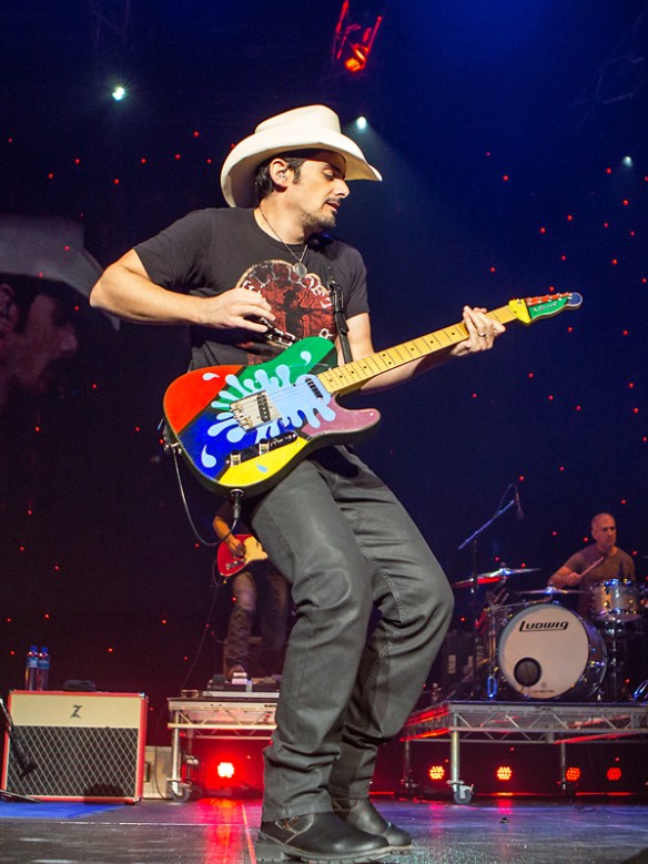 Brad Paisley at Oslo Spektrum © Per Ole Hagen