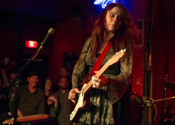 Carolyn Wonderland © Per Ole Hagen