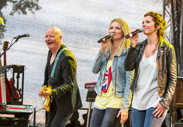 Dance With A Stranger © Per Ole Hagen