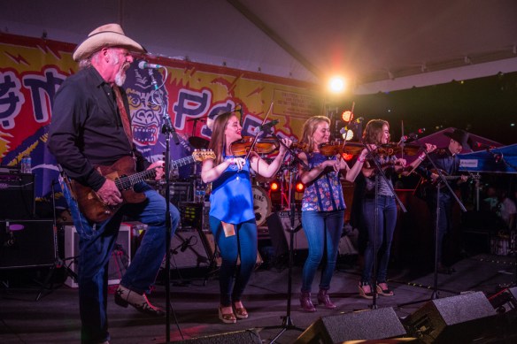 Ray Benson Quebee Sisters © Per Ole Hagen