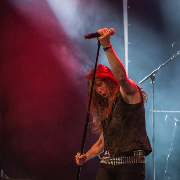 Below © Per Ole Hagen