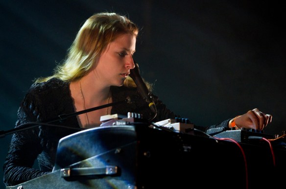 Susanne Sundfoer 01062012-04