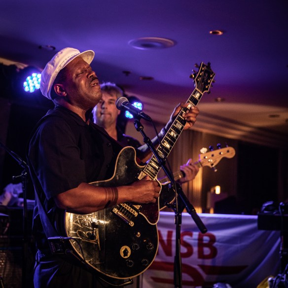 SaRon Crenshaw 31082018-02